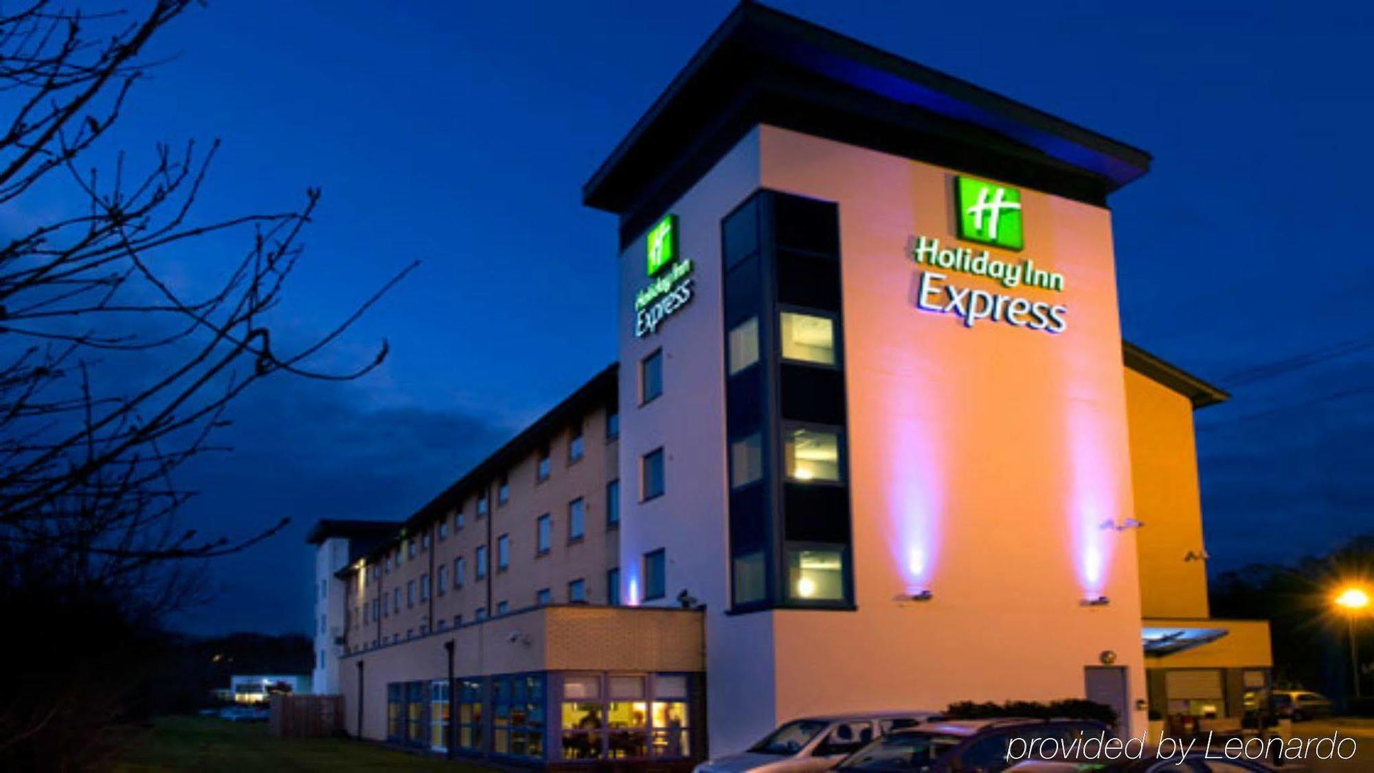 Holiday Inn Express - Williamsburg Busch Gardens Area By Ihg Екстериор снимка